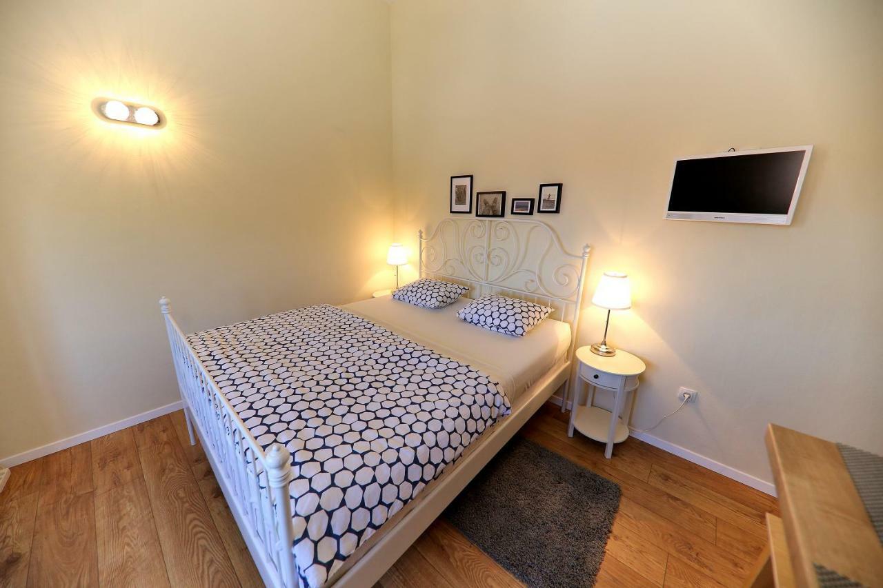 Apartments Meri-Puntamika Zadar Eksteriør billede